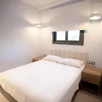8 Boutique Nea Poteidaia