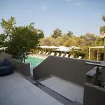 8 Boutique 4*