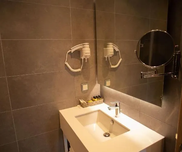 Hotel apartamentowy 8 Boutique 4*