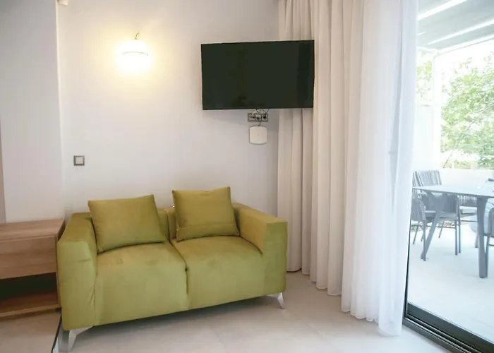 8 Boutique Hotel apartamentowy 4*