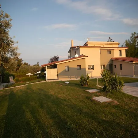 8 Boutique Nea Poteidaia