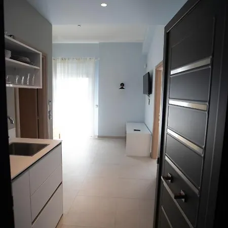 8 Boutique Aparthotel Nea Poteidaia
