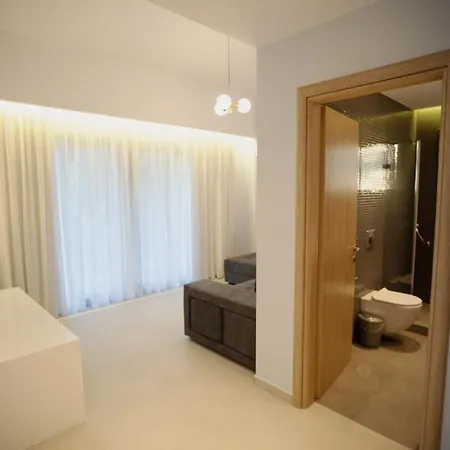 8 Boutique Aparthotel