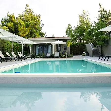 8 Boutique Nea Poteidaia