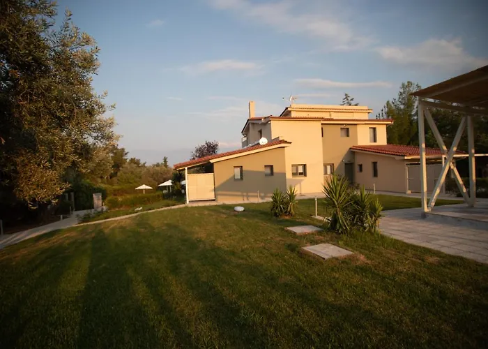 8 Boutique Nea Poteidaia